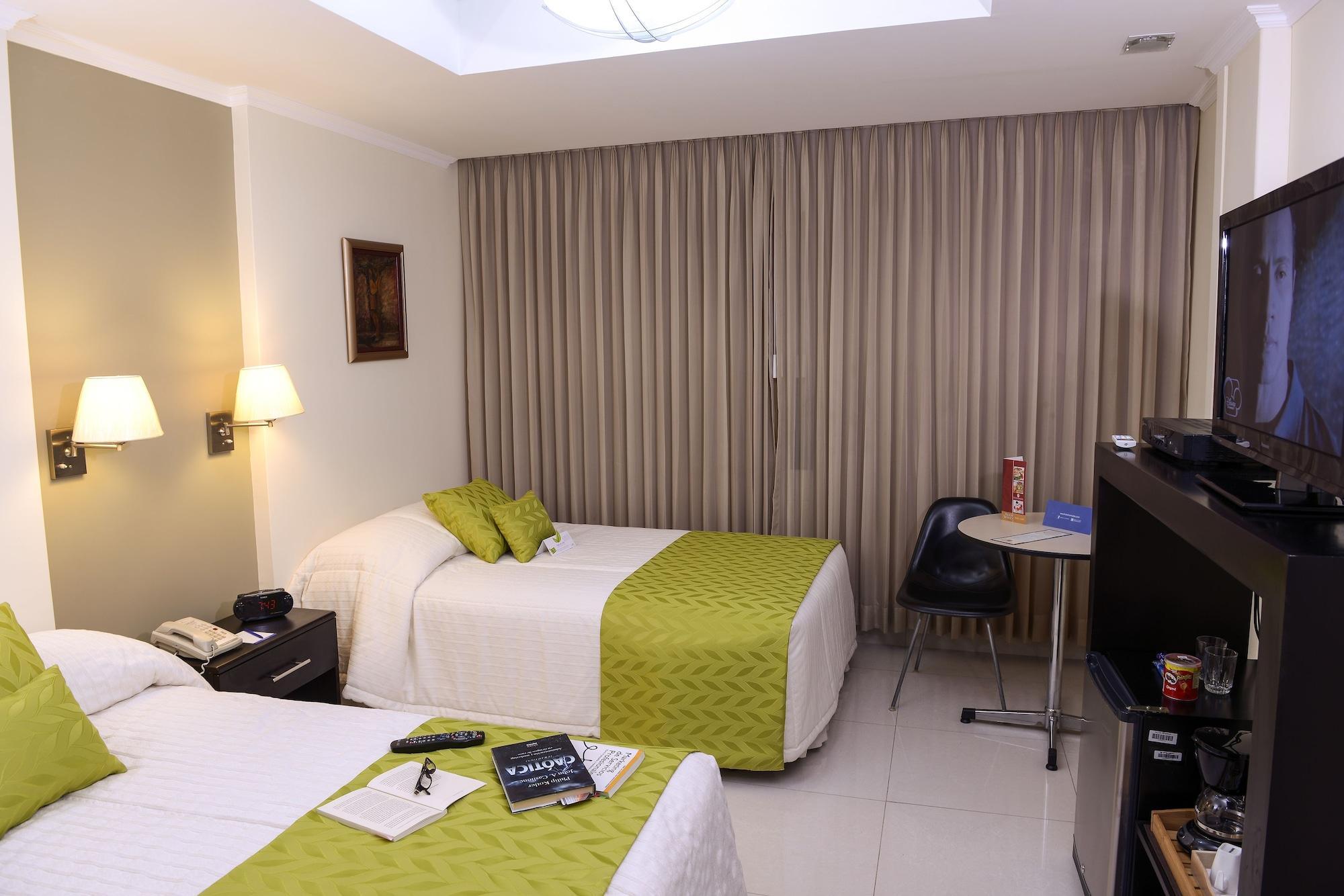 Hotel Ramada Guayaquil Ngoại thất bức ảnh