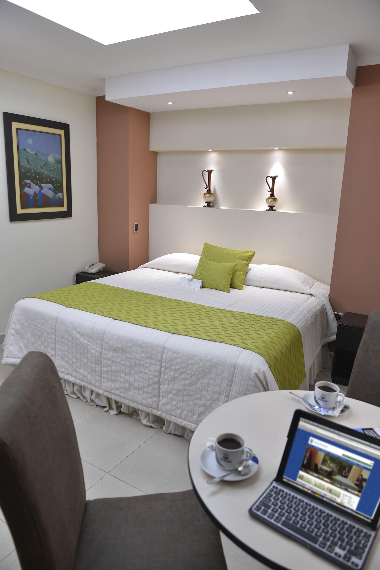 Hotel Ramada Guayaquil Ngoại thất bức ảnh
