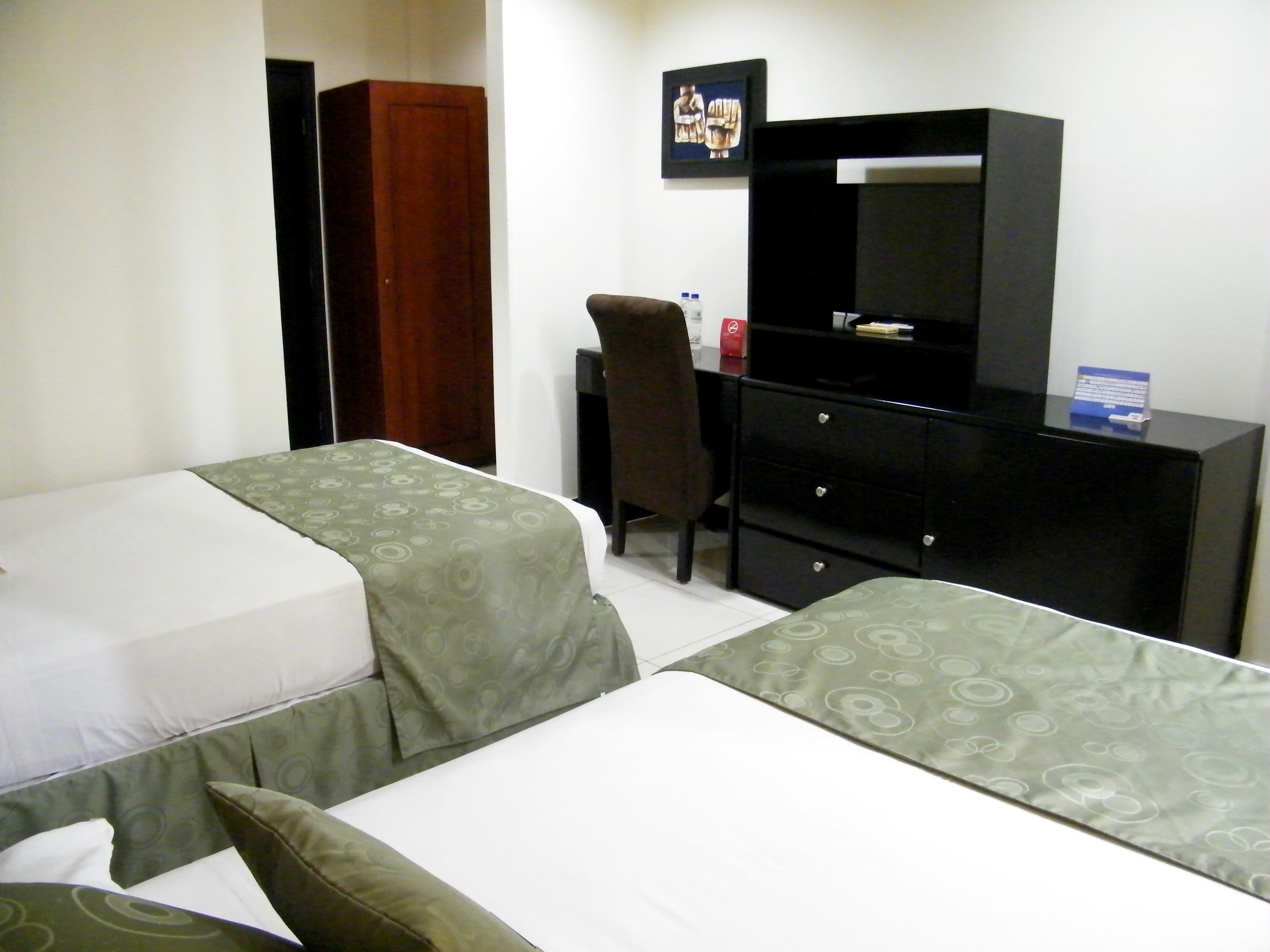 Hotel Ramada Guayaquil Ngoại thất bức ảnh