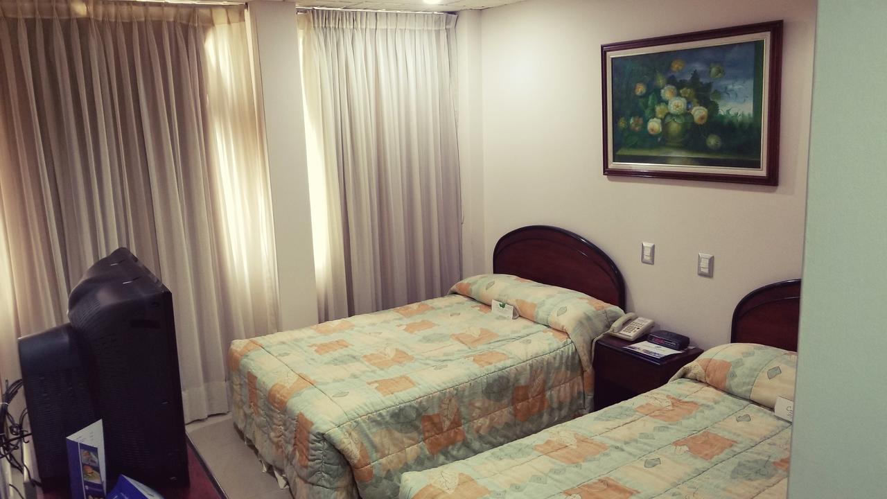 Hotel Ramada Guayaquil Ngoại thất bức ảnh